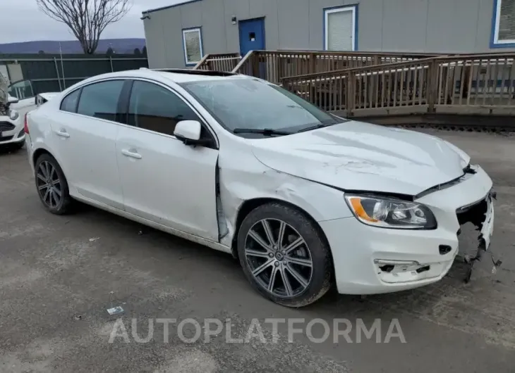 VOLVO S60 PREMIE 2017 vin LYV402TK2HB155903 from auto auction Copart