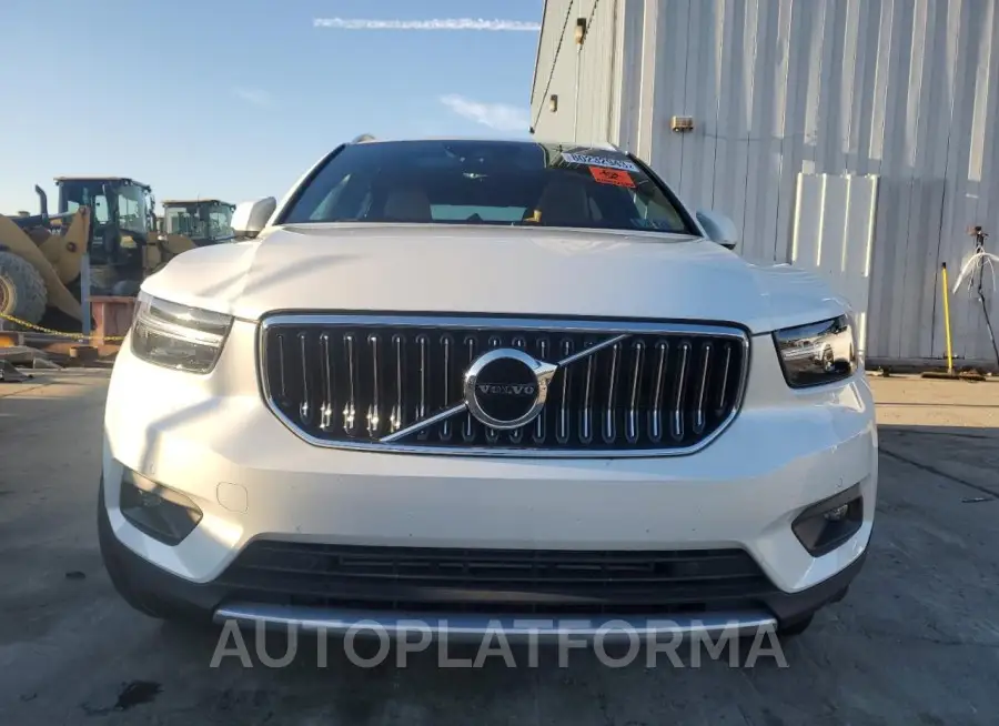 VOLVO XC40 T5 IN 2020 vin YV4162UL8L2189795 from auto auction Copart