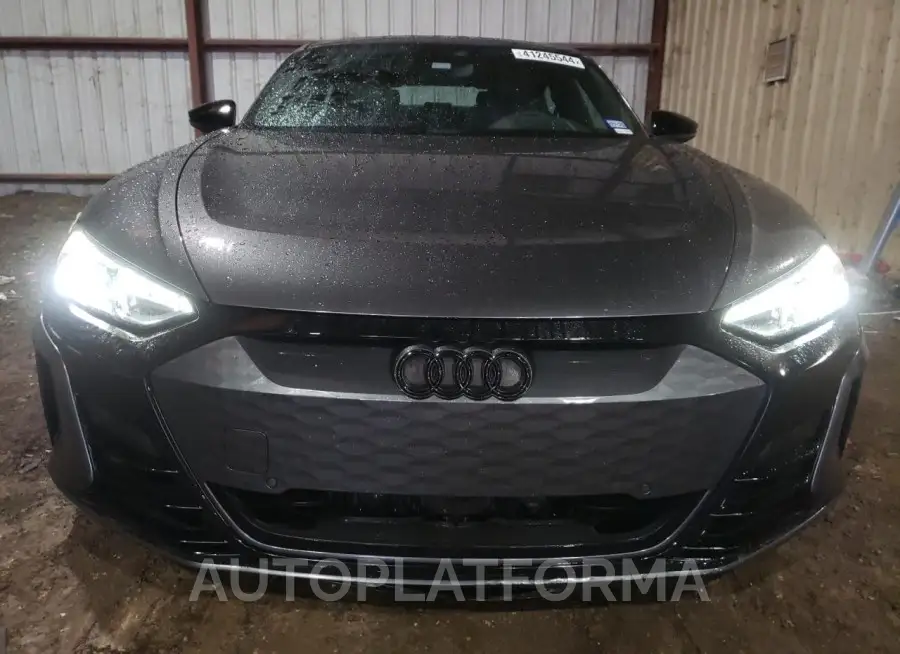 AUDI E-TRON GT 2023 vin WAUCJBFW4P7000809 from auto auction Copart