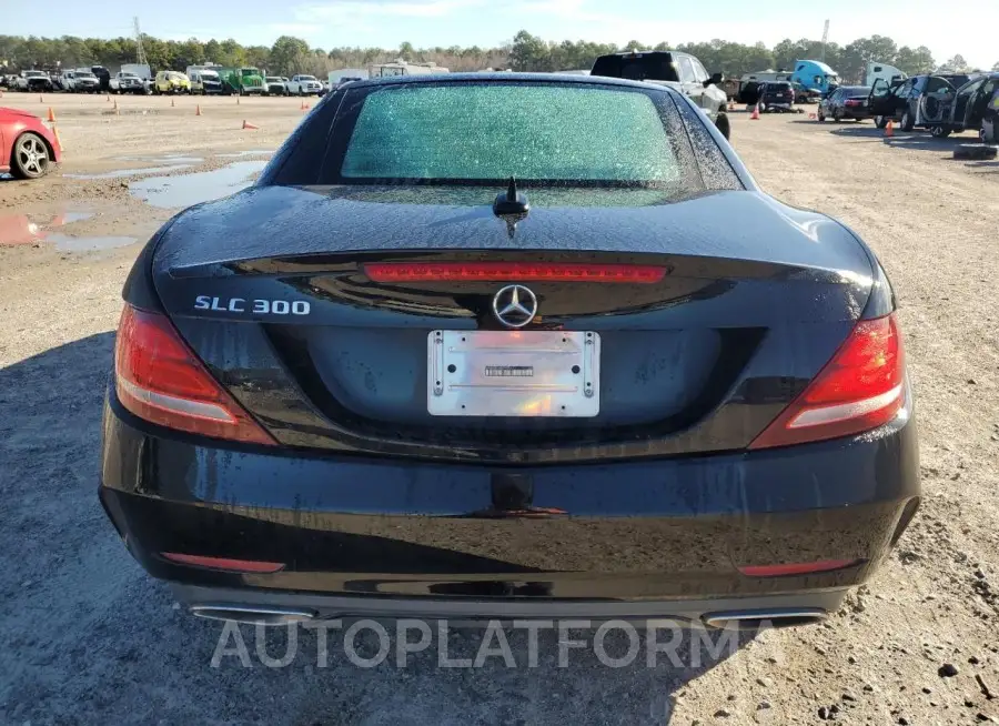 MERCEDES-BENZ SLC 300 2019 vin WDDPK3JA2KF160422 from auto auction Copart