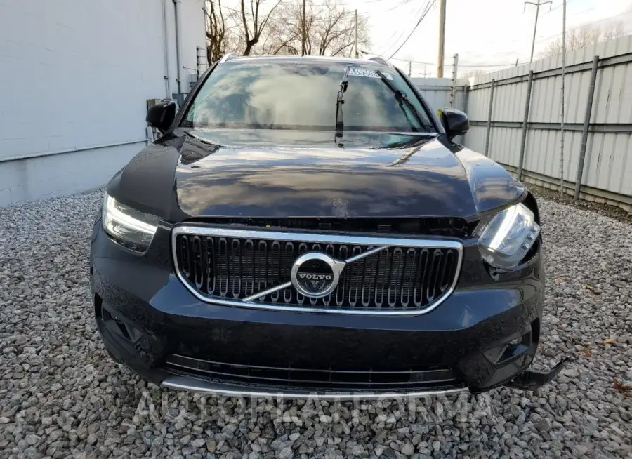 VOLVO XC40 T4 MO 2022 vin YV4AC2HK9N2765911 from auto auction Copart