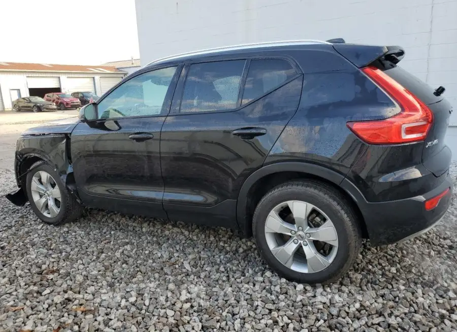 VOLVO XC40 T4 MO 2022 vin YV4AC2HK9N2765911 from auto auction Copart