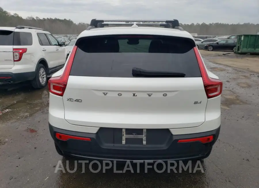 VOLVO XC40 PLUS 2023 vin YV4K92HW5P2044221 from auto auction Copart