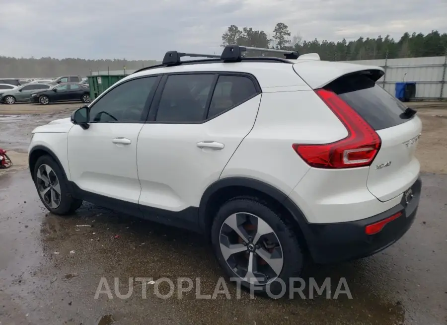 VOLVO XC40 PLUS 2023 vin YV4K92HW5P2044221 from auto auction Copart