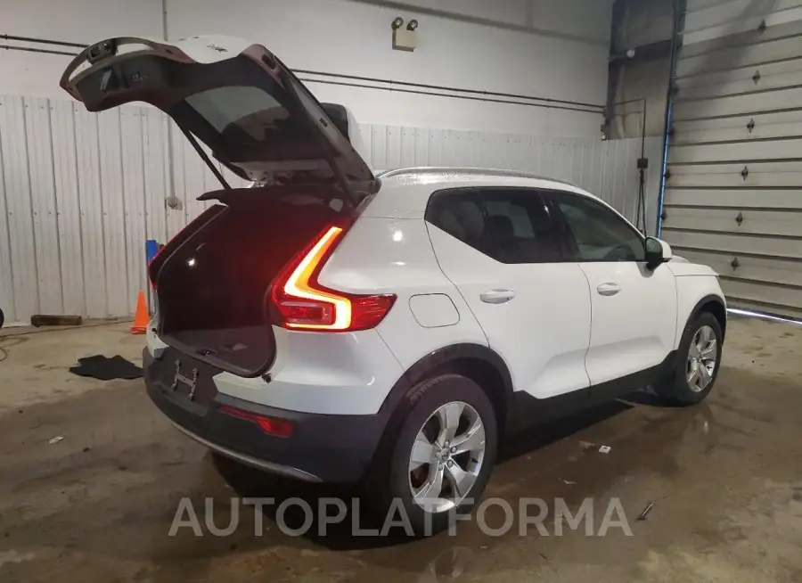 VOLVO XC40 T5 MO 2020 vin YV4162UK3L2328447 from auto auction Copart