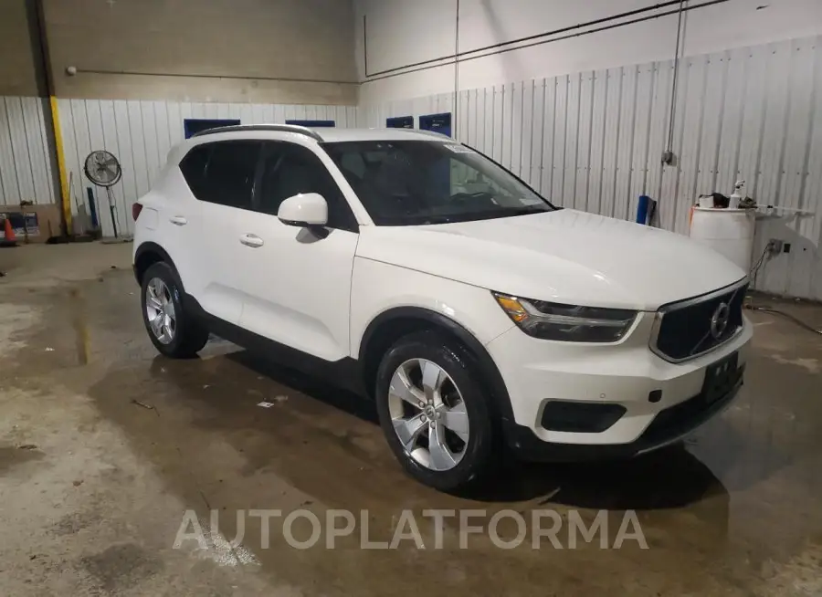 VOLVO XC40 T5 MO 2020 vin YV4162UK3L2328447 from auto auction Copart