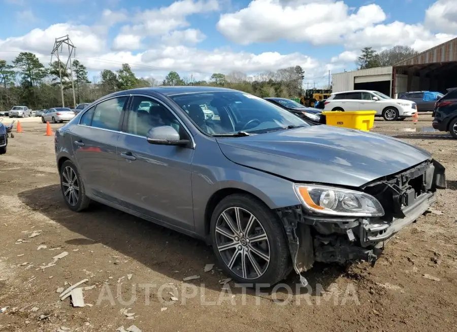 VOLVO S60 PREMIE 2017 vin LYV402HK0HB136291 from auto auction Copart