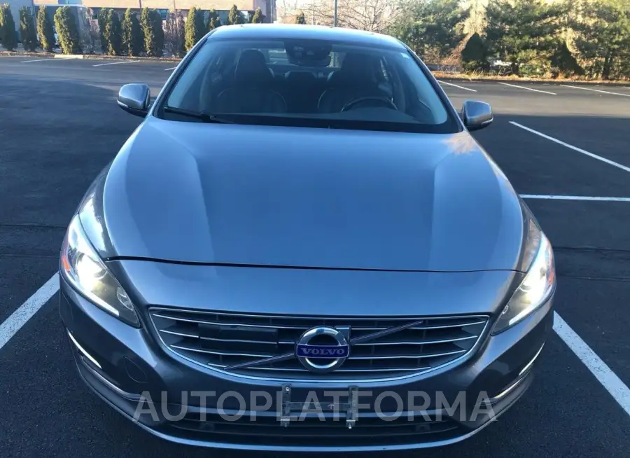 VOLVO S60 PLATIN 2016 vin LYV612TM7GB100109 from auto auction Copart