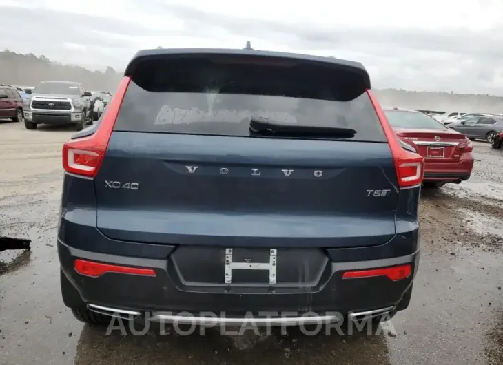 VOLVO XC40 T5 IN 2020 vin YV4162UL1L2320128 from auto auction Copart