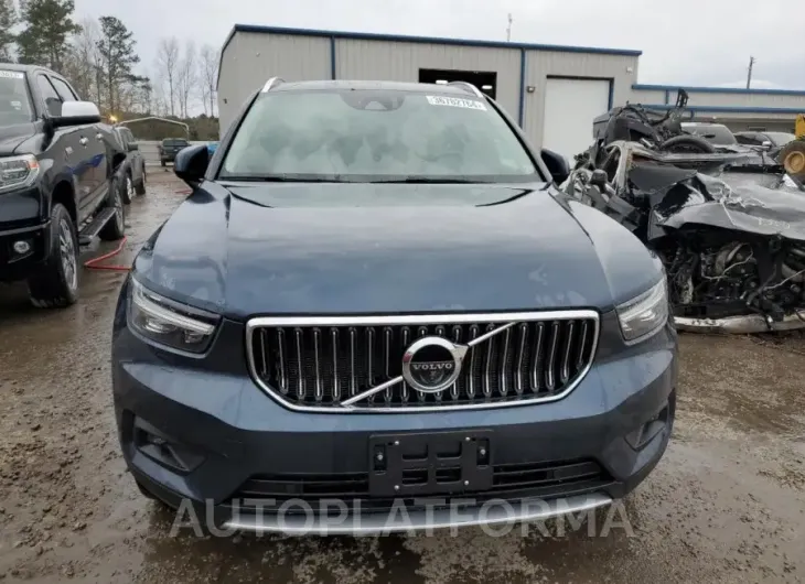 VOLVO XC40 T5 IN 2020 vin YV4162UL1L2320128 from auto auction Copart