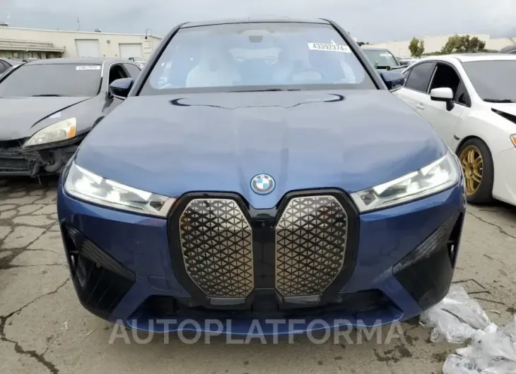 BMW IX XDRIVE5 2022 vin WB523CF02NCK25417 from auto auction Copart