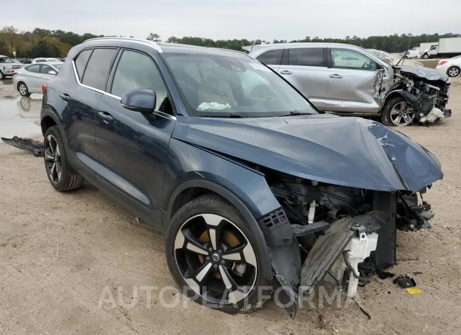 VOLVO XC40 T4 IN 2019 vin YV4AC2HL9K2050275 from auto auction Copart