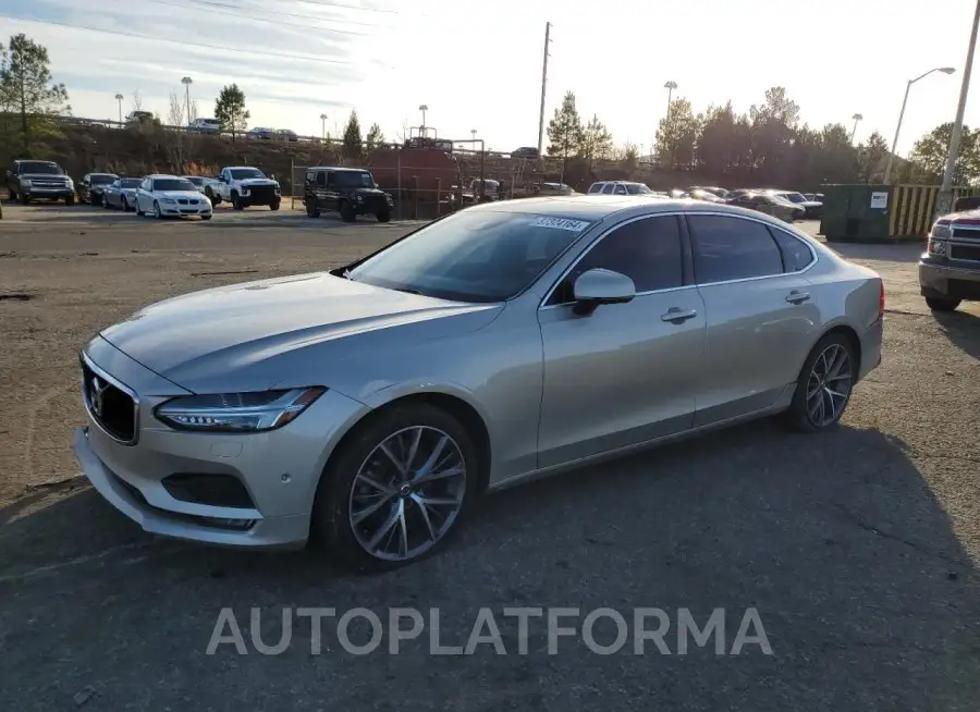 VOLVO S90 T5 MOM 2018 vin LVY982AK6JP020461 from auto auction Copart