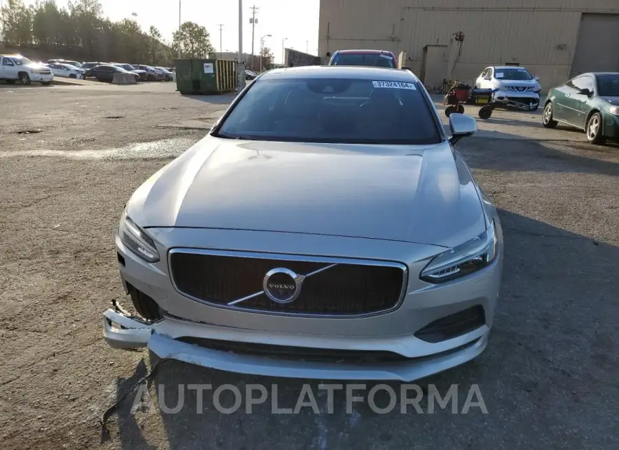 VOLVO S90 T5 MOM 2018 vin LVY982AK6JP020461 from auto auction Copart