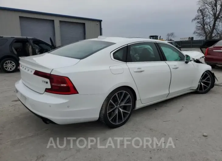 VOLVO S90 T5 MOM 2018 vin LVY982MK5JP025341 from auto auction Copart