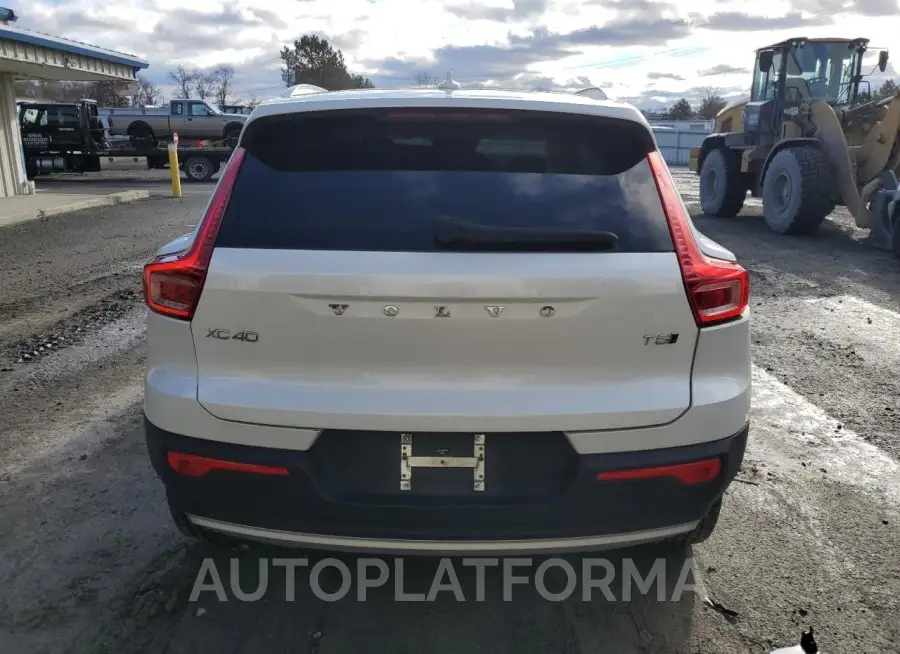 VOLVO XC40 T5 MO 2021 vin YV4162UK8M2564111 from auto auction Copart