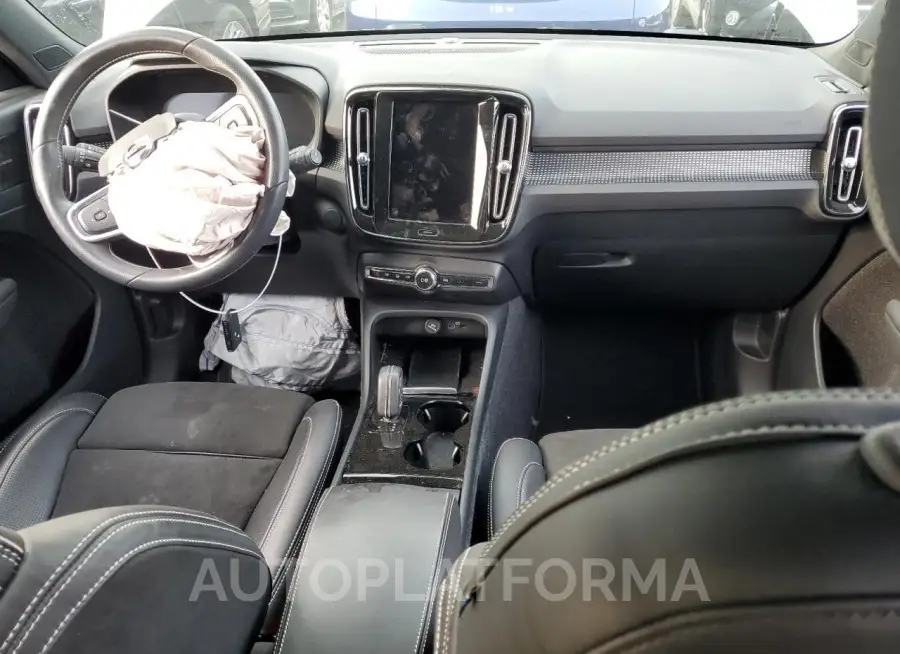 VOLVO XC40 RECHA 2021 vin YV4ED3URXM2450573 from auto auction Copart