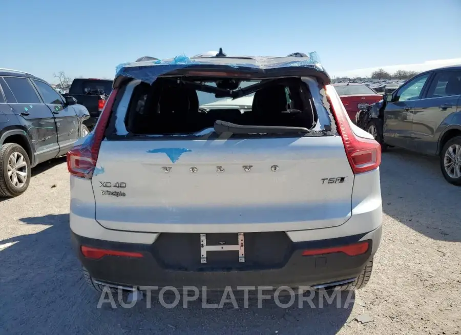 VOLVO XC40 T5 R- 2020 vin YV4162UM7L2310177 from auto auction Copart