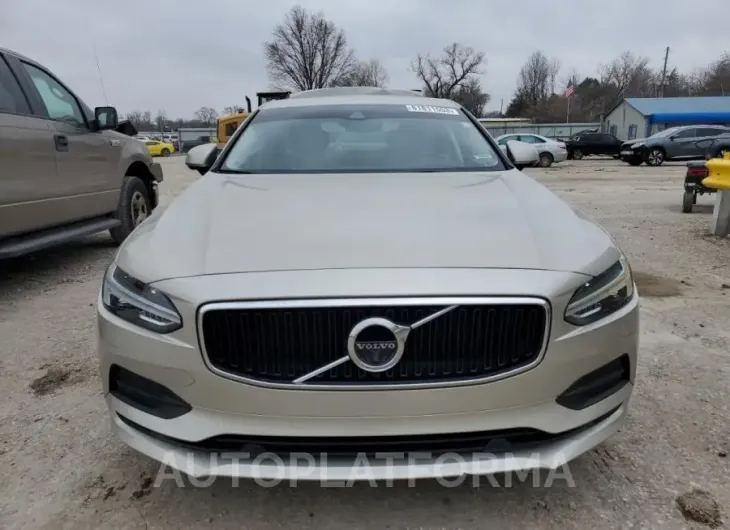 VOLVO S90 T5 MOM 2018 vin LVY982AK0JP021282 from auto auction Copart