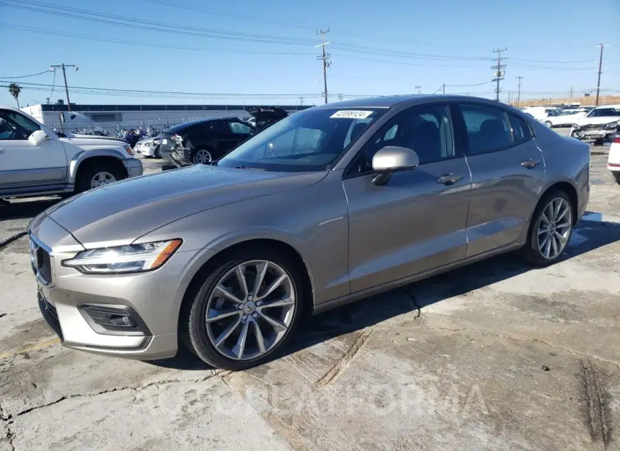 VOLVO S60 T5 MOM 2021 vin 7JR102FK1MG094767 from auto auction Copart