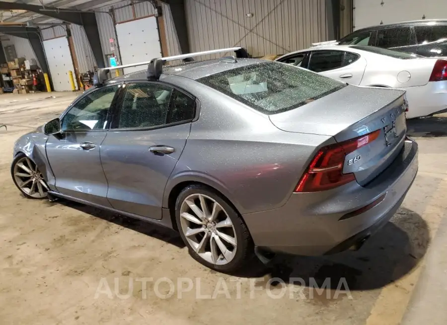 VOLVO S60 T6 MOM 2020 vin 7JRA22TKXLG065281 from auto auction Copart