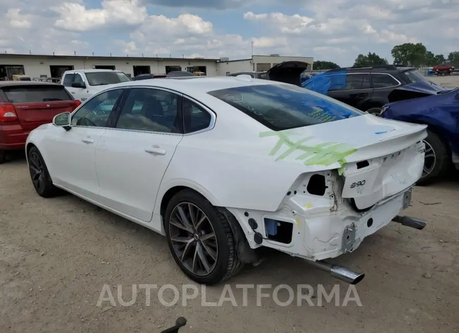 VOLVO S90 T5 MOM 2018 vin LVY982MK9JP026444 from auto auction Copart