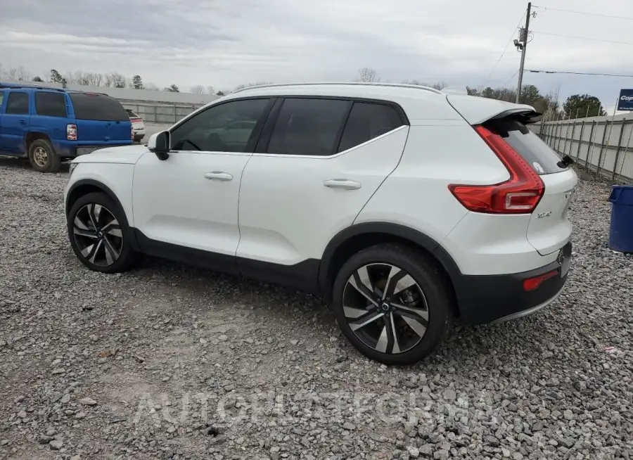 VOLVO XC40 PLUS 2023 vin YV4K92HN4P2910241 from auto auction Copart