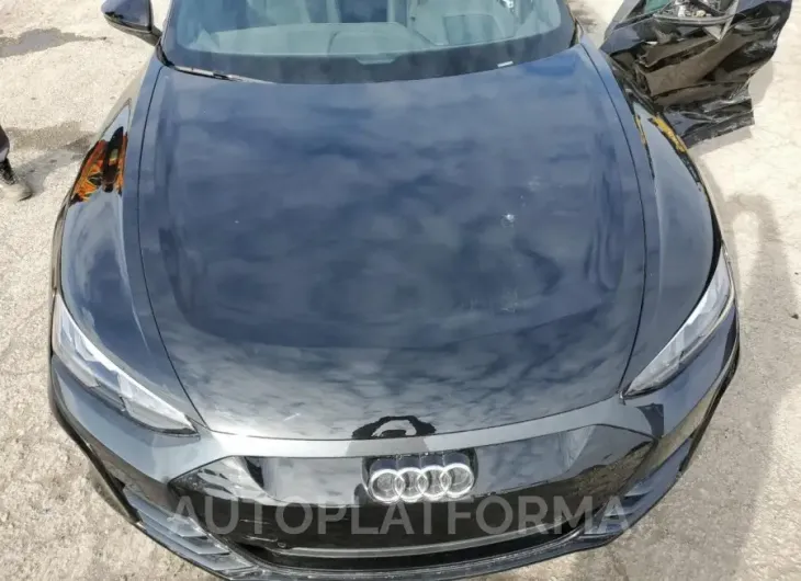 AUDI E-TRON GT 2023 vin WAUFJBFWXP7003131 from auto auction Copart