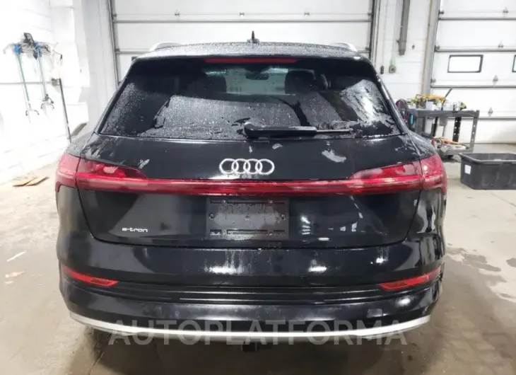 AUDI E-TRON PRE 2019 vin WA1VAAGE1KB024433 from auto auction Copart