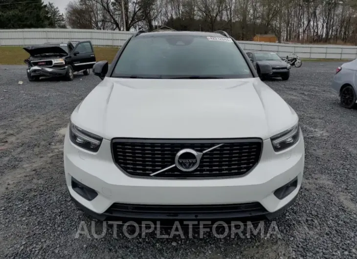 VOLVO XC40 T4 R- 2020 vin YV4AC2HM2L2323955 from auto auction Copart