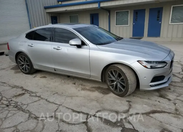 VOLVO S90 T6 MOM 2017 vin YV1A22MK6H1015818 from auto auction Copart