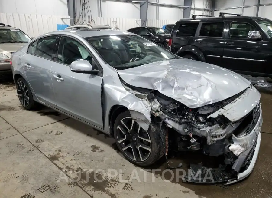 VOLVO S60 DYNAMI 2018 vin YV126MFL8J2452360 from auto auction Copart