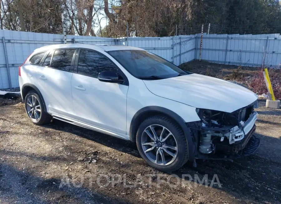 VOLVO V60 CROSS 2015 vin YV4612HL2F1001006 from auto auction Copart