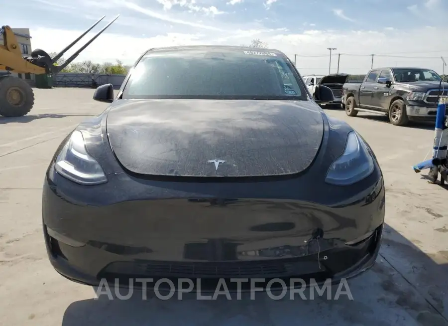 TESLA MODEL Y 2022 vin 7SAYGDEF3NF328060 from auto auction Copart