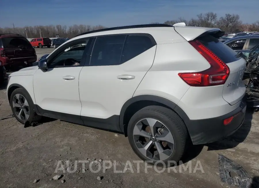 VOLVO XC40 MOMEN 2023 vin YV4L12UW2P2994540 from auto auction Copart