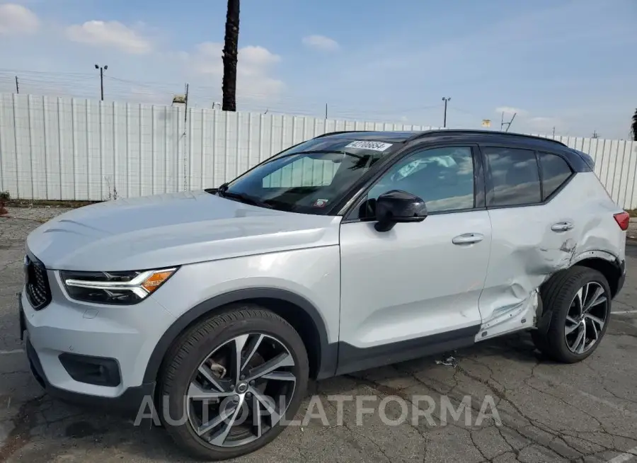 VOLVO XC40 T5 R- 2022 vin YV4162UM4N2668324 from auto auction Copart