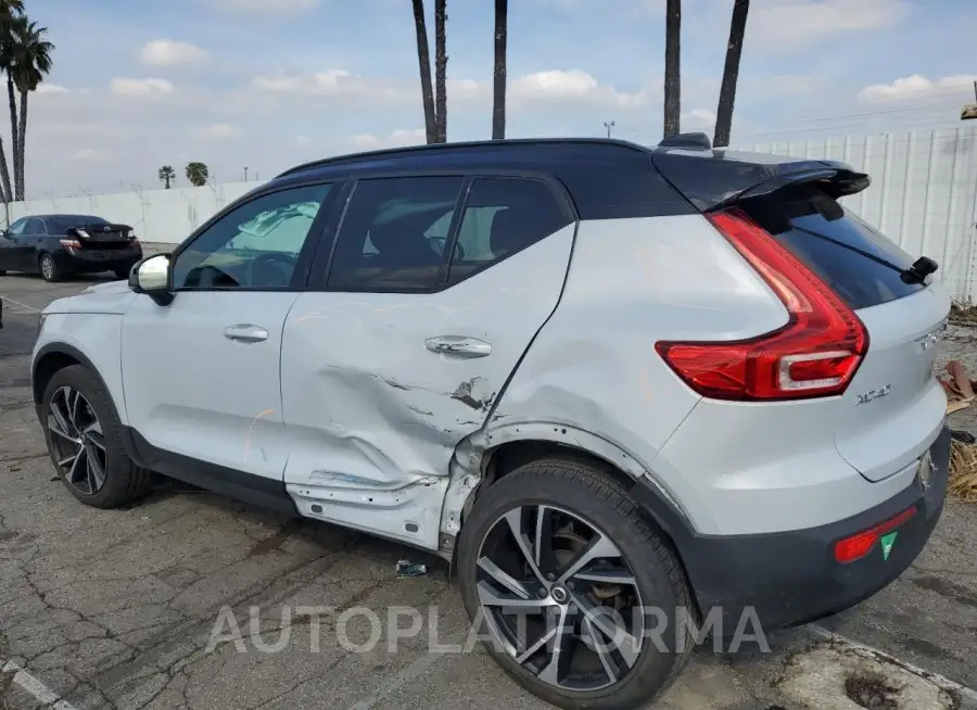 VOLVO XC40 T5 R- 2022 vin YV4162UM4N2668324 from auto auction Copart