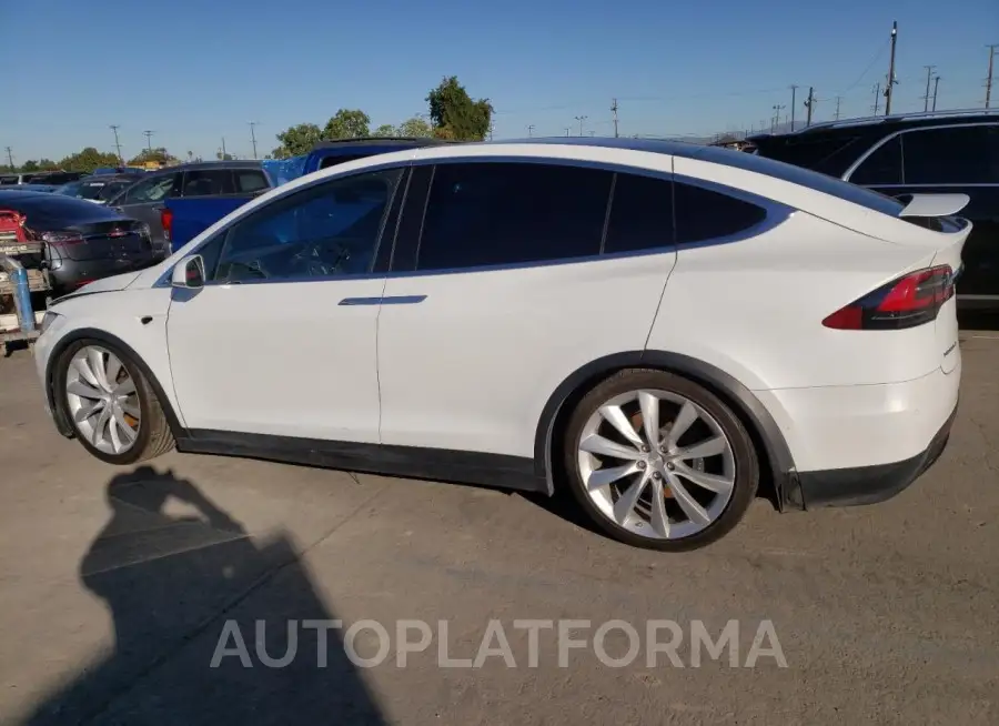 TESLA MODEL X 2017 vin 5YJXCAE25HF052047 from auto auction Copart