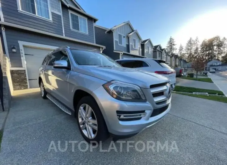 MERCEDES-BENZ GL 350 BLU 2015 vin 4JGDF2EE6FA496002 from auto auction Copart