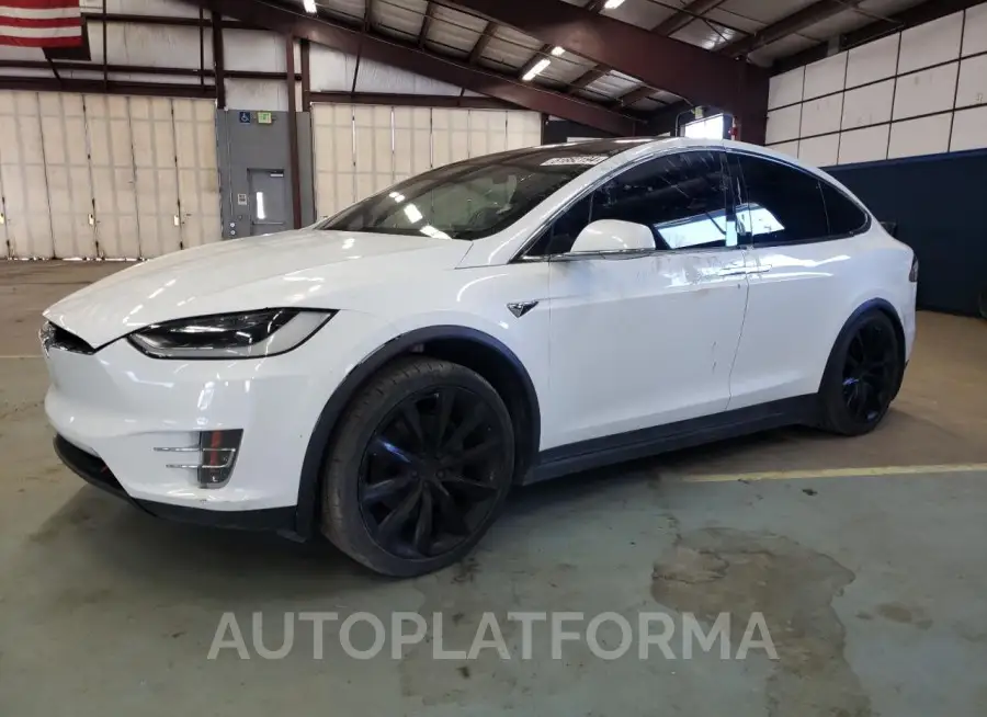 TESLA MODEL X 2017 vin 5YJXCBE2XHF042491 from auto auction Copart