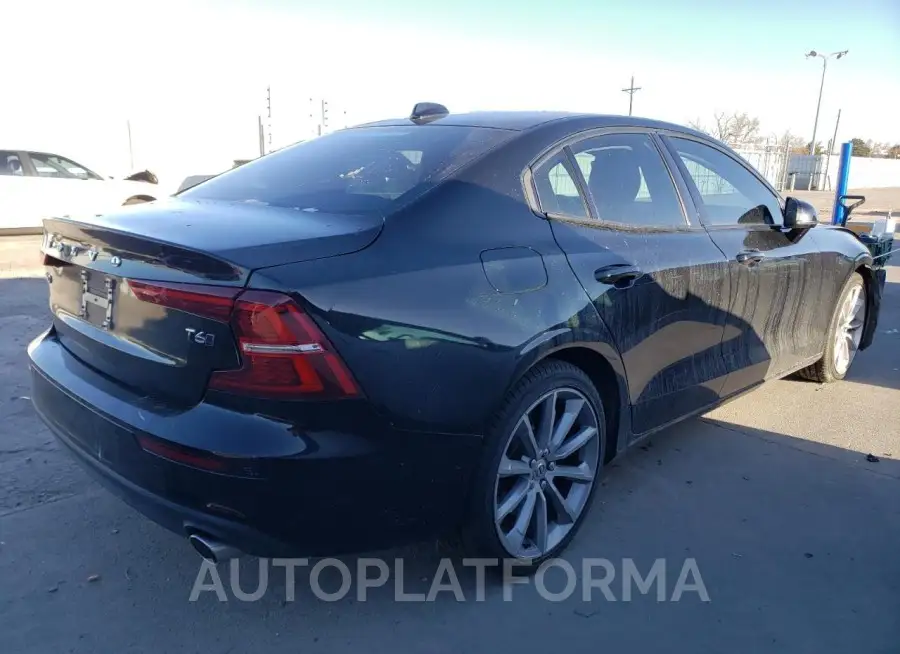 VOLVO S60 T6 MOM 2021 vin 7JRA22TK1MG080592 from auto auction Copart