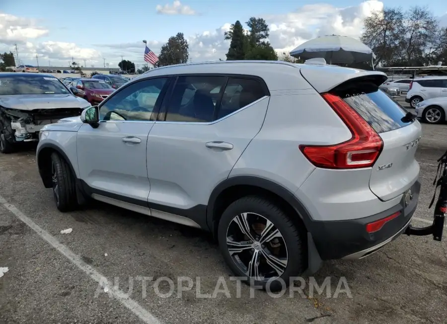 VOLVO XC40 T5 IN 2020 vin YV4162UL8L2280324 from auto auction Copart