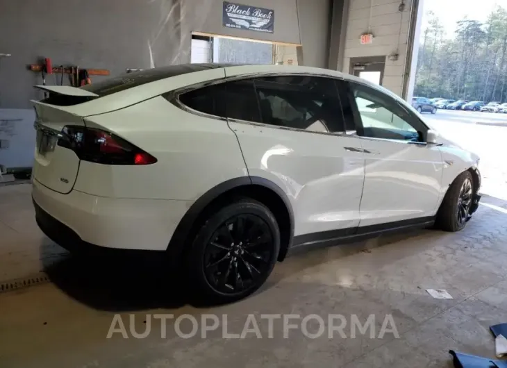 TESLA MODEL X 2016 vin 5YJXCBE2XGF015967 from auto auction Copart