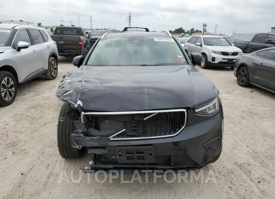 VOLVO XC40 CORE 2023 vin YV4L12UK2P2054557 from auto auction Copart