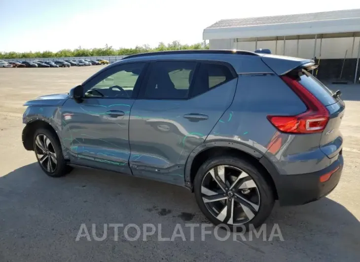 VOLVO XC40 ULTIM 2023 vin YV4L12UX5P2101219 from auto auction Copart