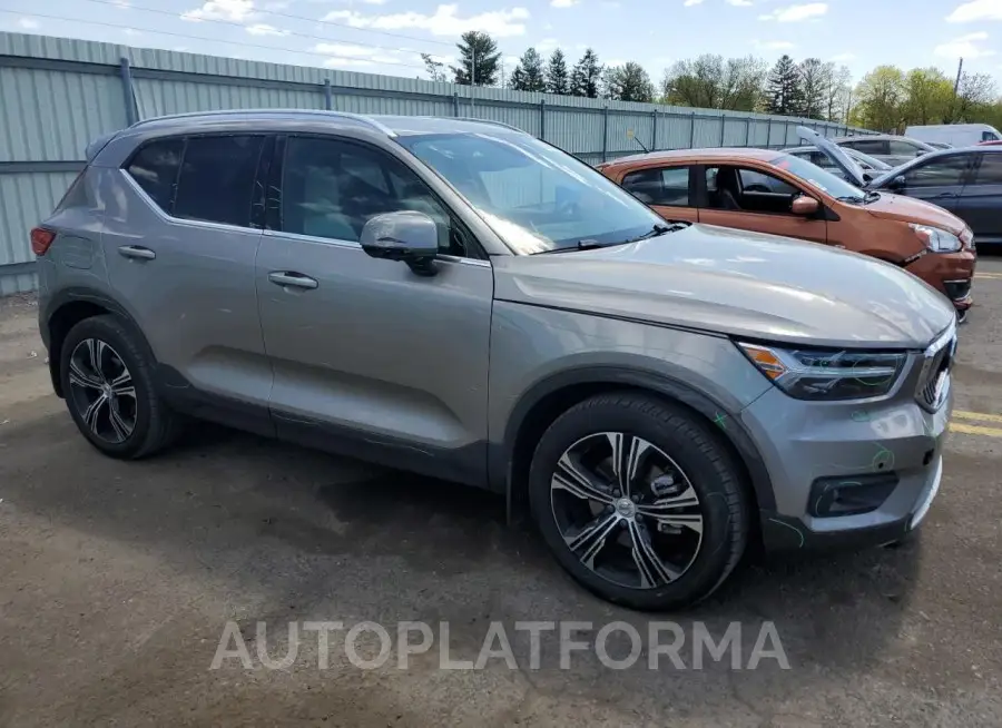 VOLVO XC40 T5 IN 2020 vin YV4162UL7L2250294 from auto auction Copart