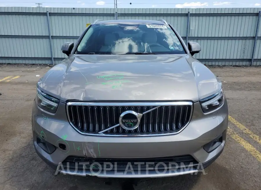 VOLVO XC40 T5 IN 2020 vin YV4162UL7L2250294 from auto auction Copart