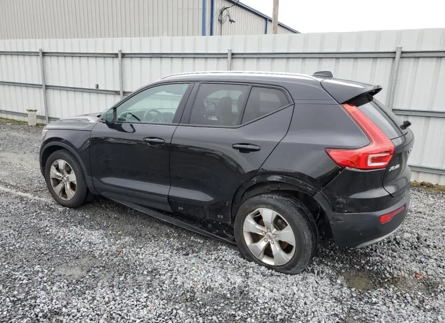 VOLVO XC40 T4 MO 2020 vin YV4AC2HK6L2173900 from auto auction Copart