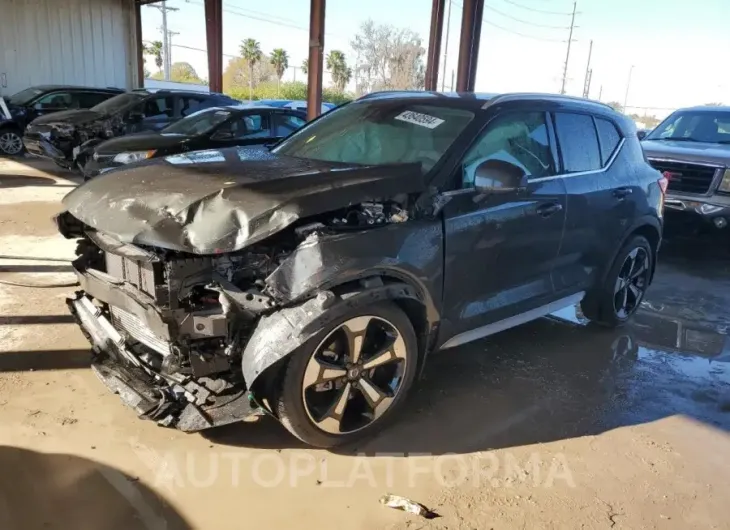 VOLVO XC40 T5 IN 2019 vin YV4162UL5K2077812 from auto auction Copart