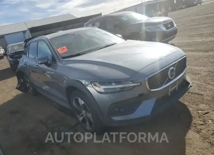 VOLVO V60 CROSS 2020 vin YV4102WK0L1031169 from auto auction Copart